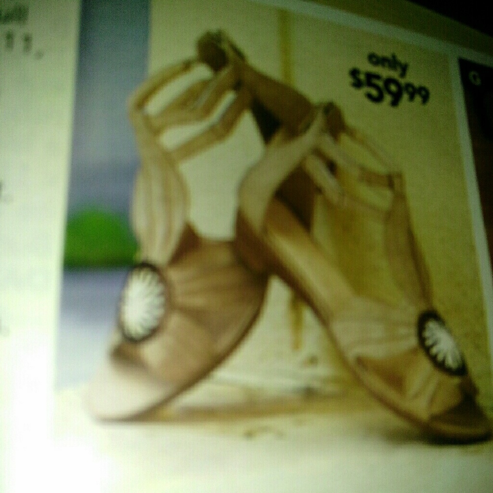 Flower Wedge Sandals
